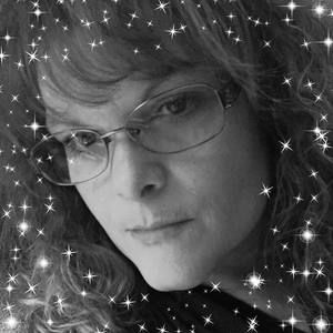 Meet your Posher, Hollie